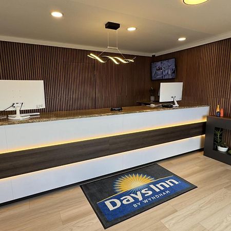 Days Inn By Wyndham Ridgecrest Near China Lake Naval Station Exteriör bild
