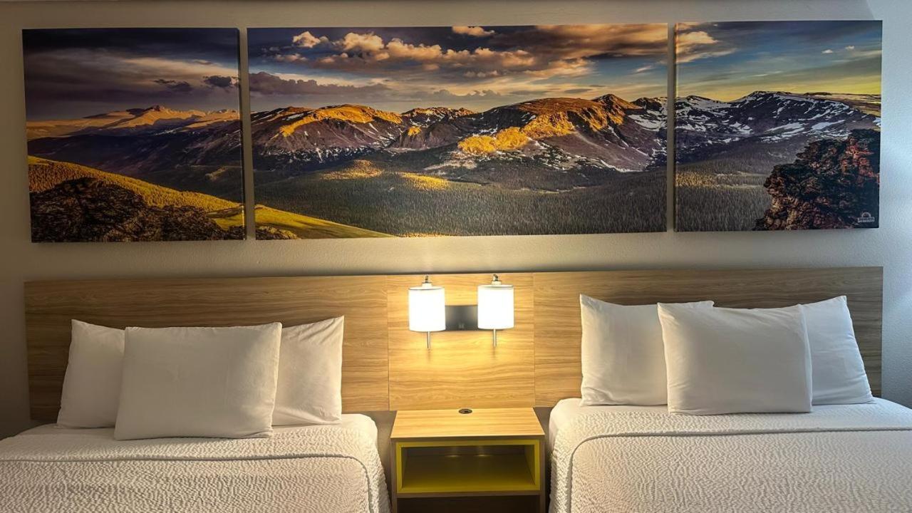 Days Inn By Wyndham Ridgecrest Near China Lake Naval Station Exteriör bild