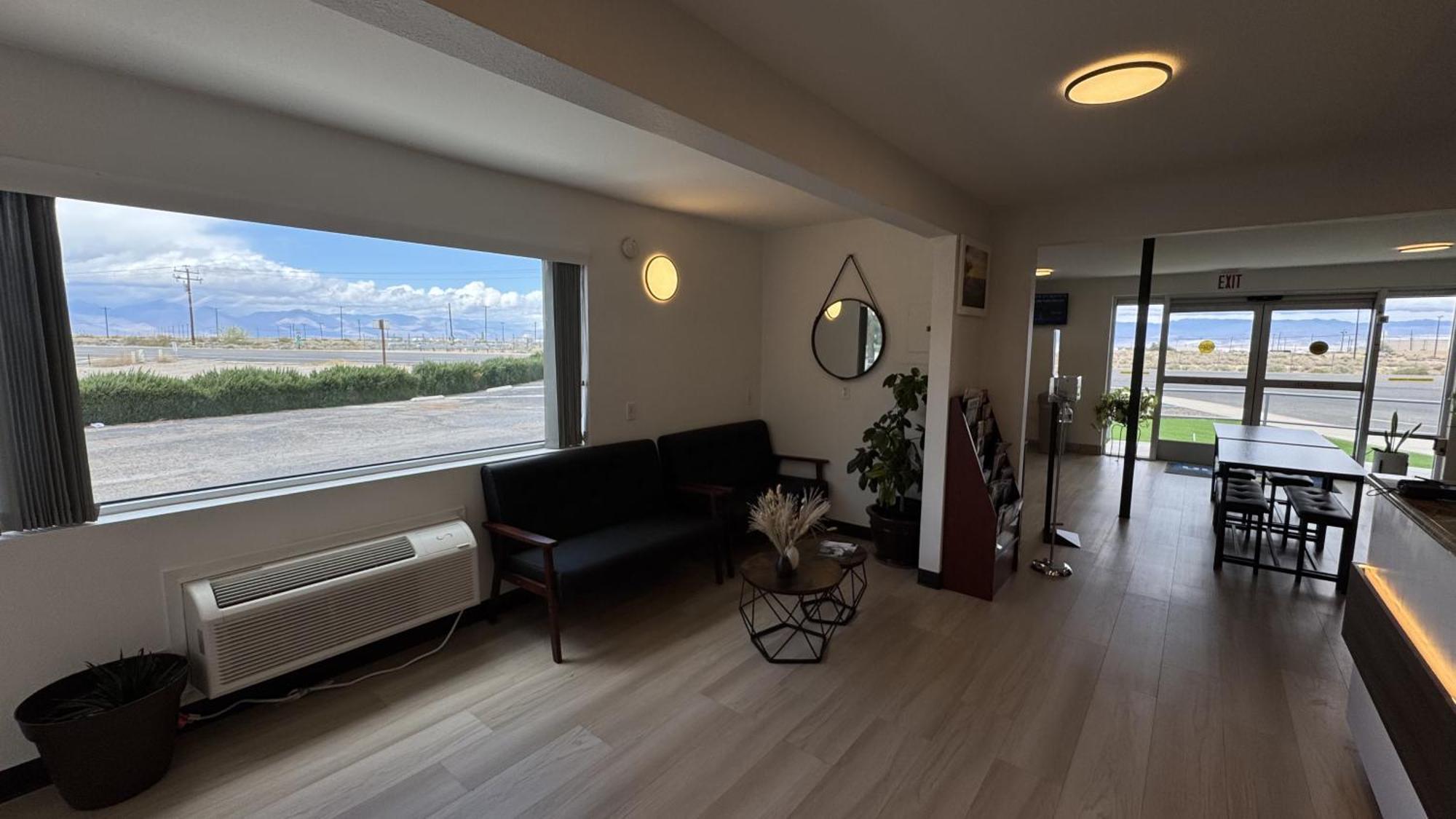Days Inn By Wyndham Ridgecrest Near China Lake Naval Station Exteriör bild