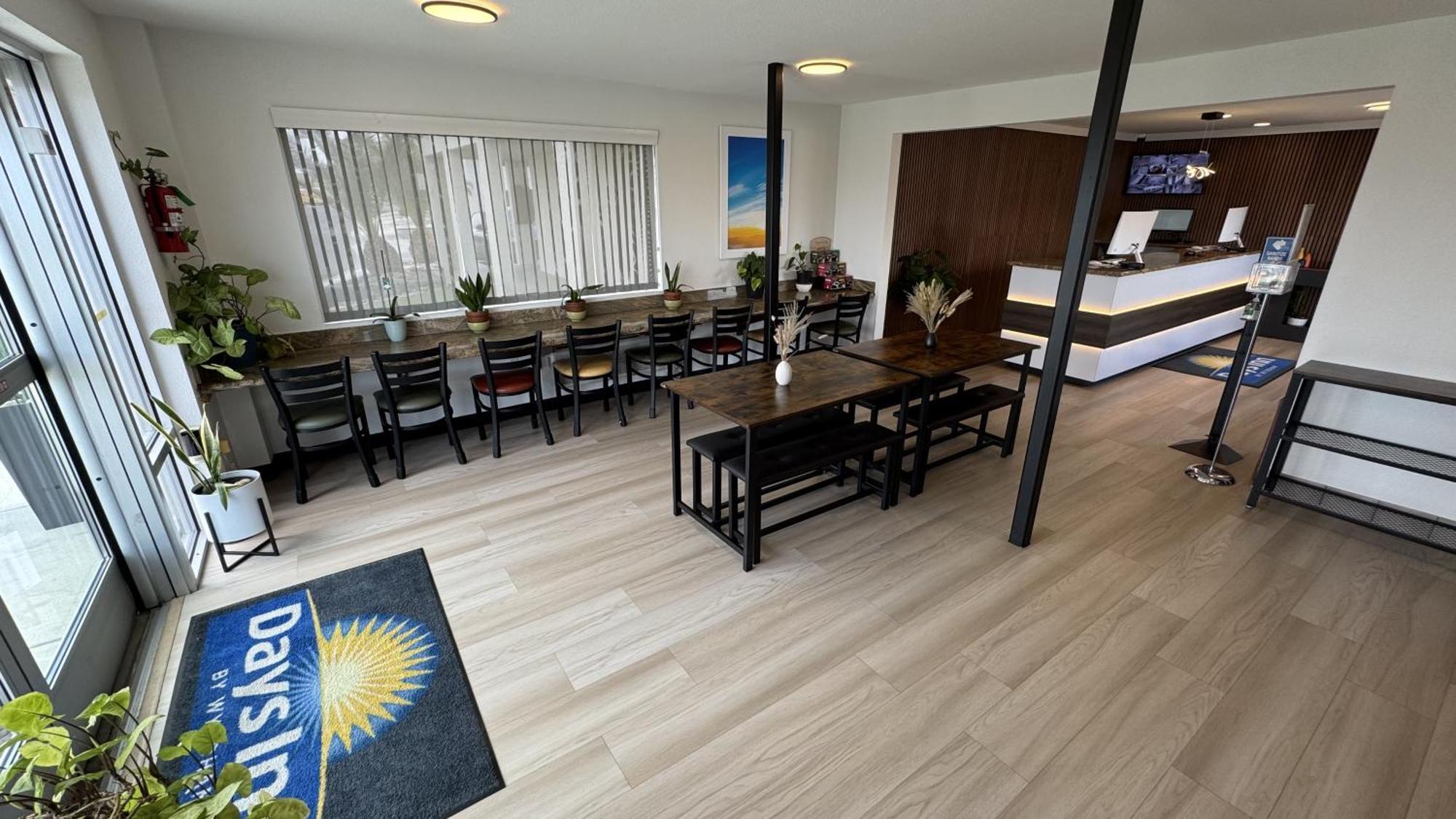 Days Inn By Wyndham Ridgecrest Near China Lake Naval Station Exteriör bild